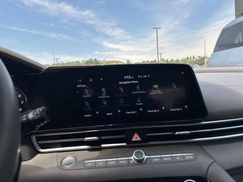 Used 2023 Hyundai Elantra SEL w/ Convenience Package FWD image 48