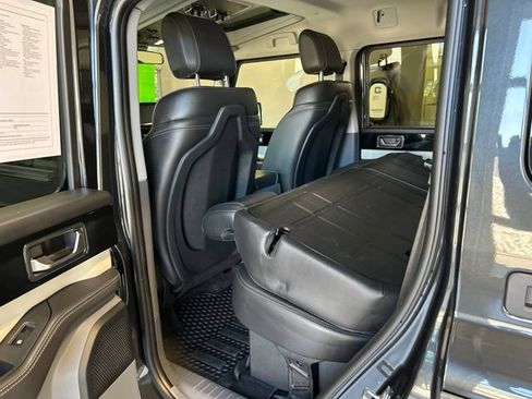 Used 2024 INEOS Grenadier Station Wagon AWD/4WD image 22