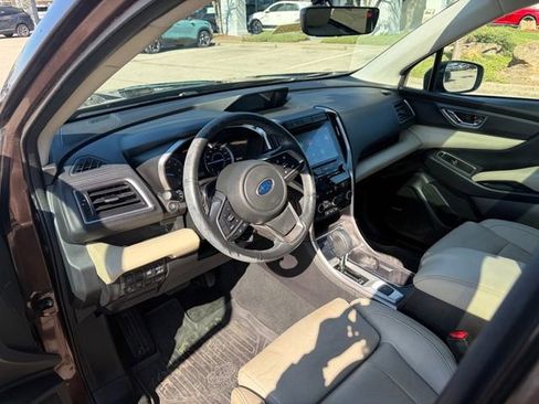 Used 2019 Subaru Ascent Limited image 17