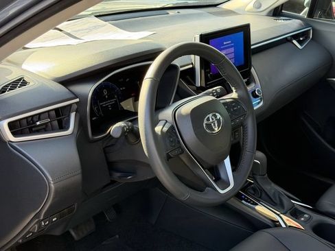 Certified 2024 Toyota Corolla Cross XLE w/ Convenience Package AWD/4WD image 12