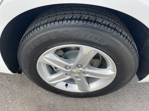 Used 2025 Chevrolet Malibu LS FWD image 22