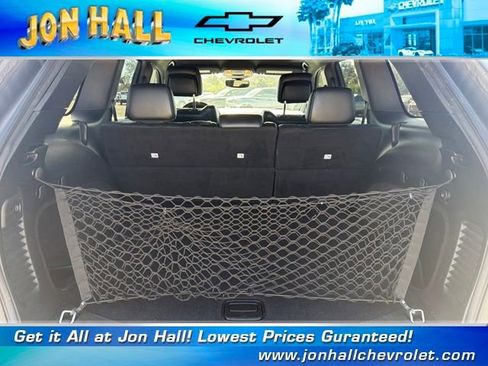 Used 2018 Jeep Grand Cherokee Altitude image 12