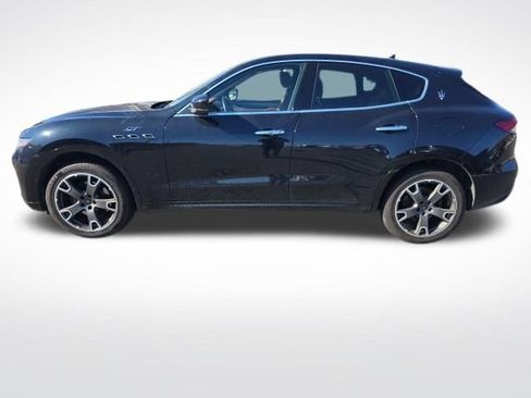 Used 2023 Maserati Levante GT image 4
