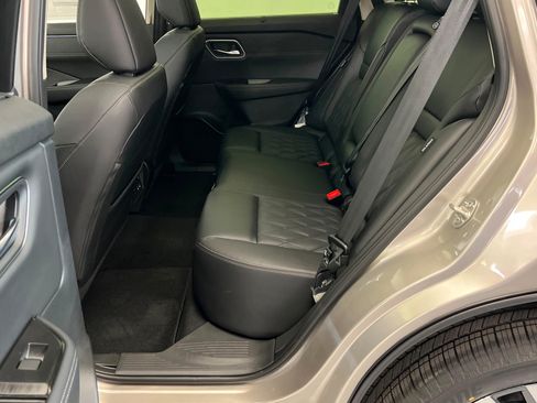 New 2026 Nissan Rogue Platinum w/ Platinum Premium Package AWD/4WD image 22
