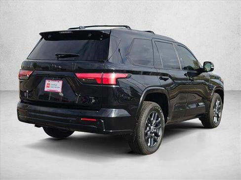 Certified 2024 Toyota Sequoia Platinum image 5