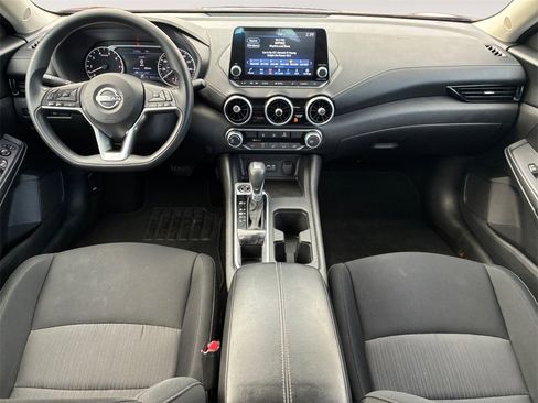 Used 2024 Nissan Sentra SV image 10