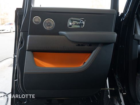 Used 2019 Rolls-Royce Cullinan image 36