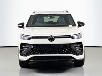 New 2026 Volkswagen Tiguan SE R-Line AWD/4WD video 2