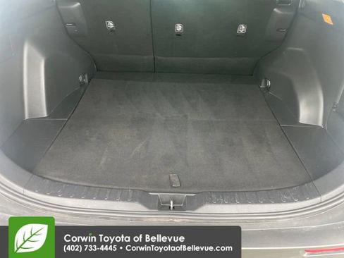 Used 2021 Toyota RAV4 LE FWD image 29