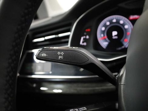 Used 2022 Audi Q7 Premium Plus image 29