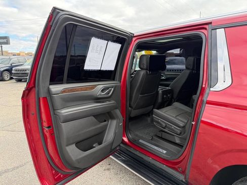 Used 2021 Chevrolet Suburban High Country image 33