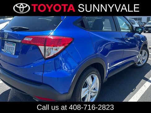 Used 2019 Honda HR-V EX image 2