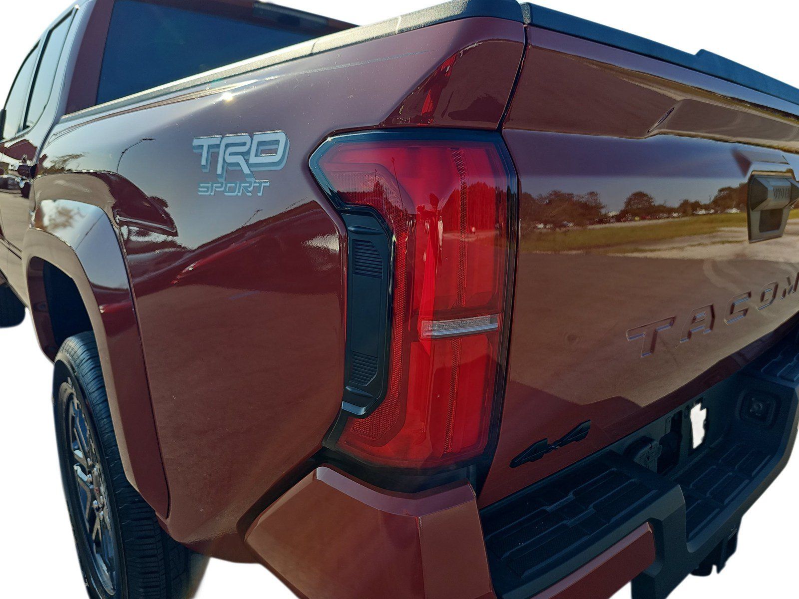 Used 2025 Toyota Tacoma TRD Sport AWD/4WD image 31