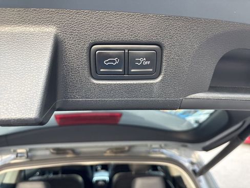 Used 2025 Kia Telluride S FWD image 50