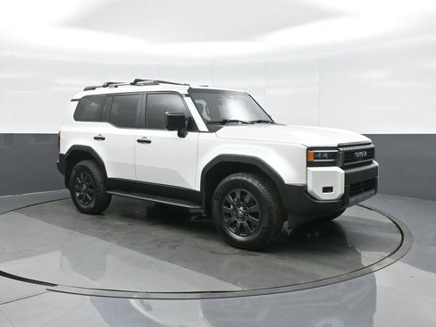 Certified 2024 Toyota Land Cruiser image 1