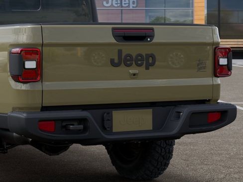 New 2026 Jeep Gladiator Willys AWD/4WD image 14