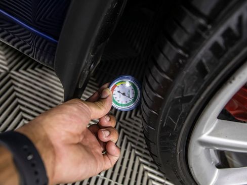 Used 2018 Tesla Model 3 Long Range image 40