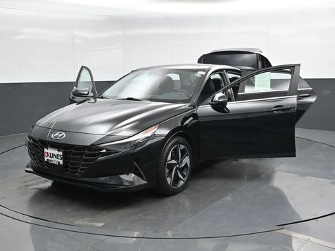 Used 2023 Hyundai Elantra Limited w/ Cargo Package image 53