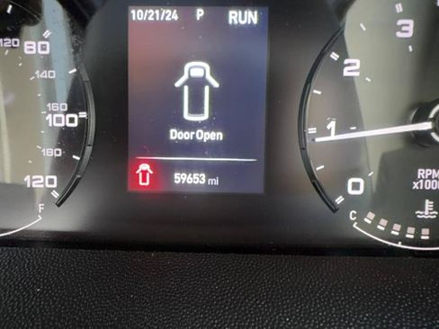 Used 2023 RAM ProMaster 2500 FWD image 9