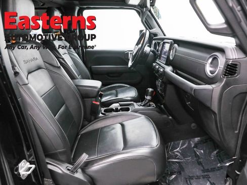 Used 2022 Jeep Wrangler Unlimited Sahara image 23