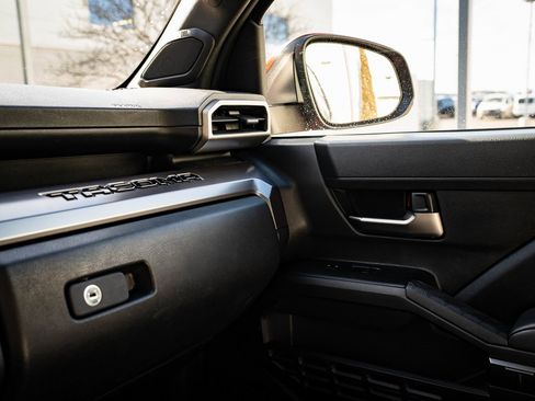 Used 2025 Toyota Tacoma TRD Off-Road w/ TRD Off Road Upgrade Package image 38