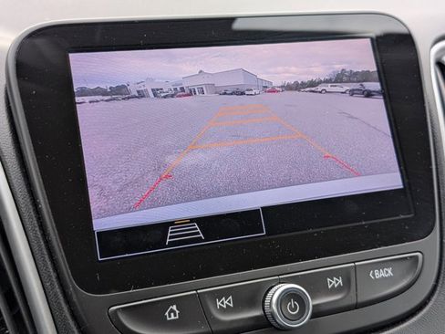 Used 2023 Chevrolet Malibu LT image 17