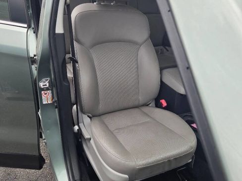 Used 2014 Subaru Forester 2.5i Touring AWD/4WD image 16