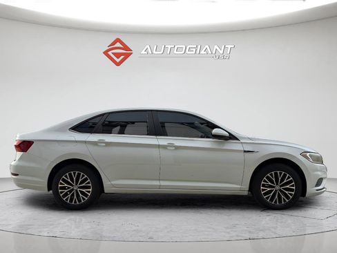 Used 2019 Volkswagen Jetta SEL FWD image 13