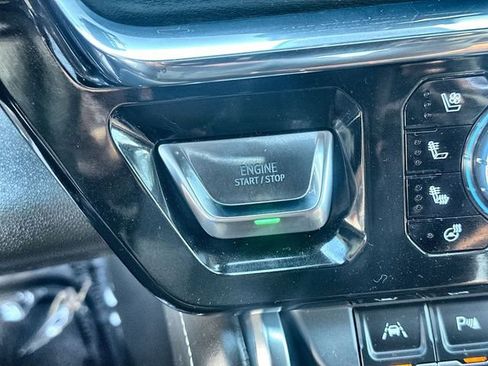 Certified 2024 GMC Sierra 1500 Denali Ultimate image 17