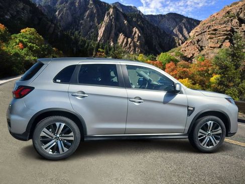 Used 2025 Mitsubishi Outlander Sport AWD image 2