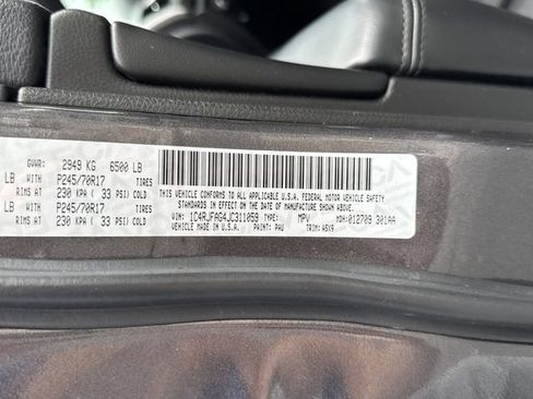 Used 2018 Jeep Grand Cherokee Laredo AWD/4WD image 28