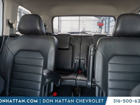 Used 2018 Volkswagen Atlas SEL Premium image 19