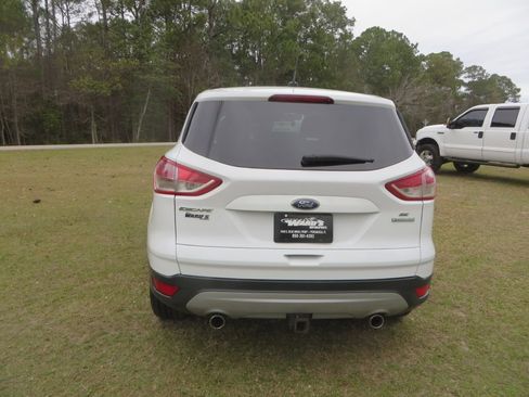 Used 2013 Ford Escape SE w/ Class II Trailer Tow Pkg image 7