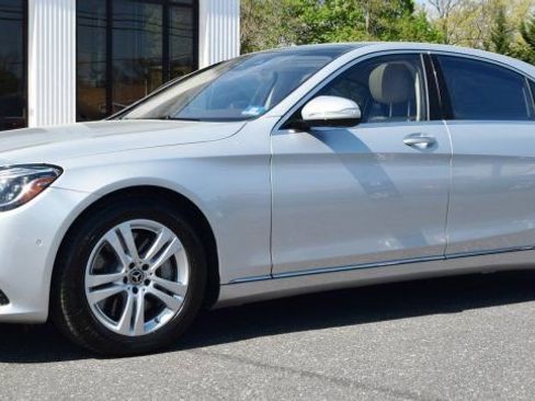 Used 2019 Mercedes-Benz S 560 4MATIC Sedan image 2