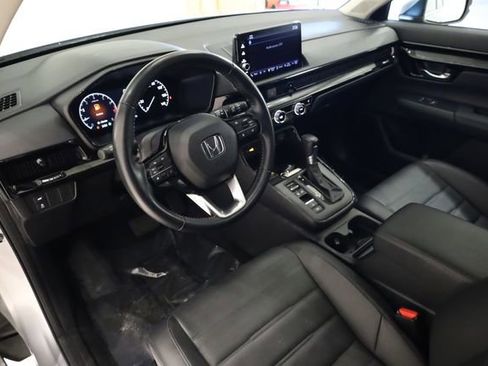 Used 2025 Honda CR-V EX-L image 11