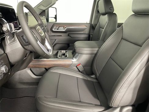 New 2026 GMC Sierra 3500 SLT w/ SLT Premium Package image 2