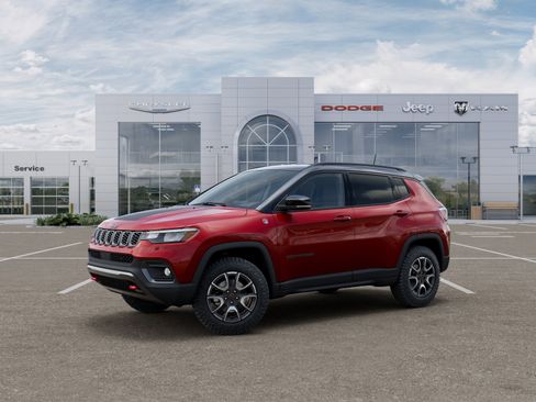 New 2026 Jeep Compass Trailhawk w/ Trailer Tow Group AWD/4WD image 2