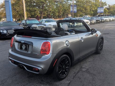 Used 2017 MINI Cooper S image 14