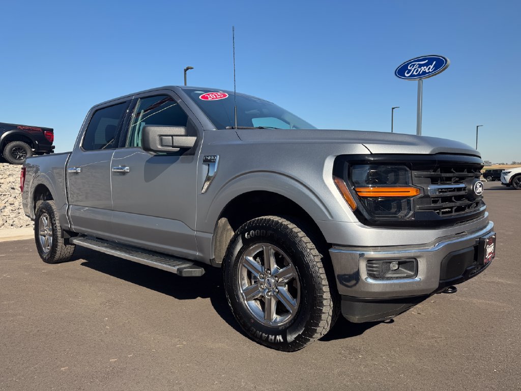 Used 2025 Ford F150 XLT w/ Equipment Group 301A Standard AWD/4WD image 3
