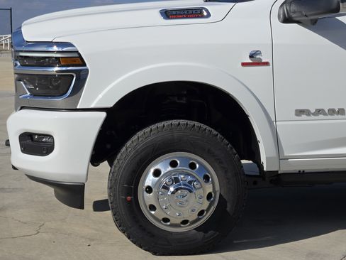 New 2026 RAM 3500 Longhorn image 6