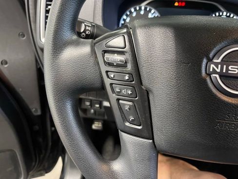 Used 2024 Nissan Frontier SV AWD/4WD image 25