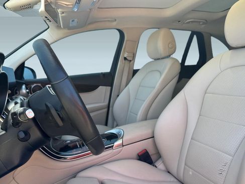 Certified 2020 Mercedes-Benz GLC 300 4MATIC image 19