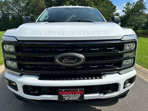 Used 2024 Ford F250 XLT w/ Black Appearance Package AWD/4WD image 2