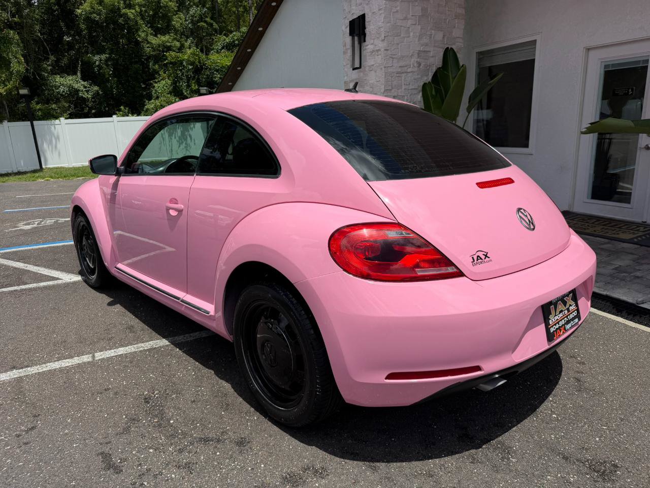 Used 2013 Volkswagen Beetle 2.5 FWD image 10