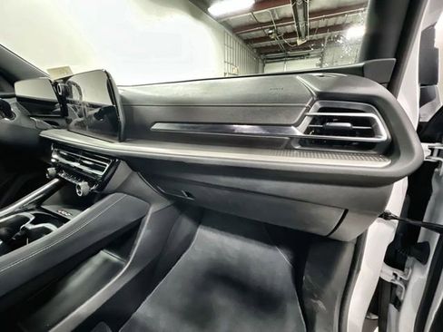 Certified 2026 Chevrolet Traverse LT AWD/4WD image 28