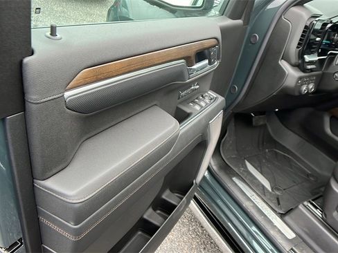 New 2026 Chevrolet Silverado 1500 High Country image 11