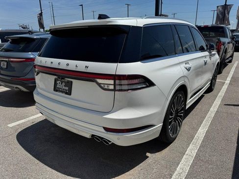 Used 2026 Lincoln Aviator Black Label w/ Dynamic Handling Package AWD/4WD image 2
