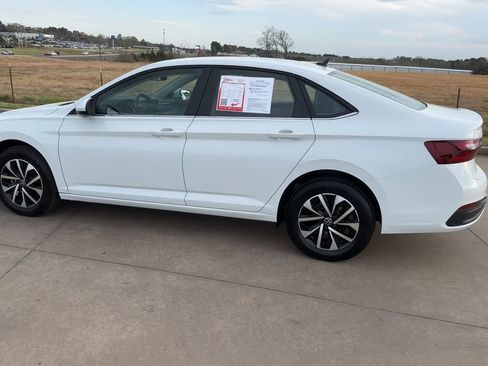 Used 2025 Volkswagen Jetta S image 6