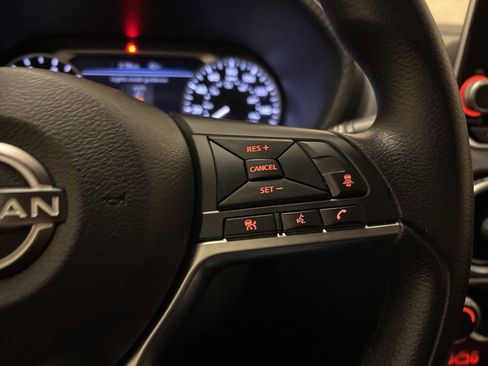 Used 2024 Nissan Sentra SV image 18