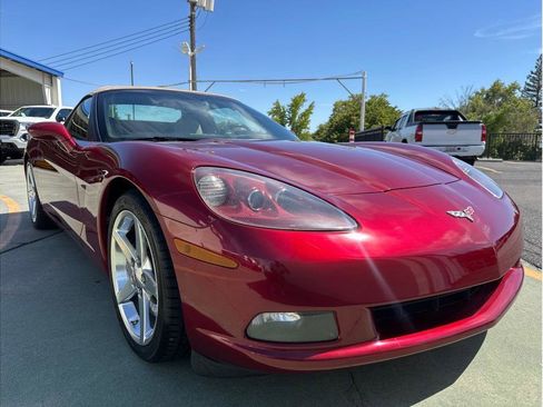 Used 2006 Chevrolet Corvette Convertible 2D w/ Preferred Equipment Group image 4